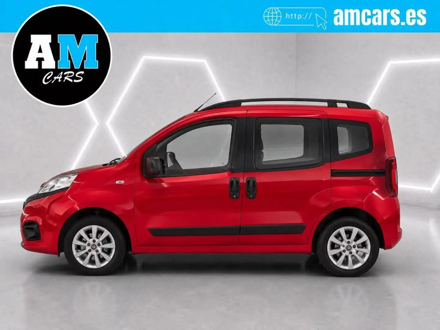 Fiat Qubo 1.4 Lounge Rojo - 2