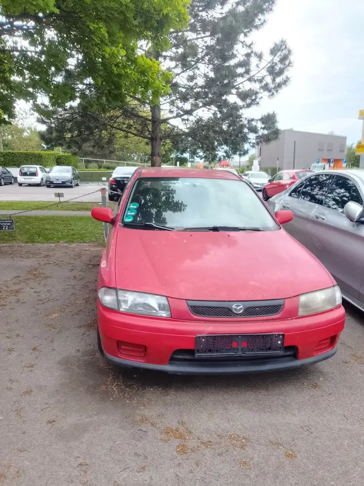 Mazda 323