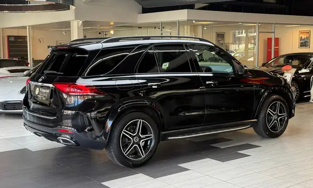 Mercedes-Benz Gle view 6