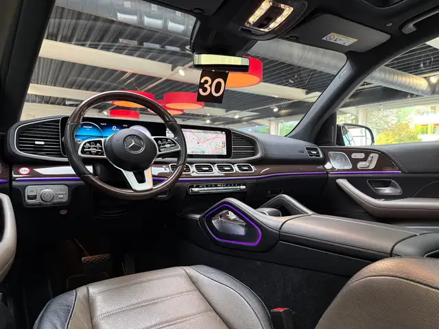 Mercedes-Benz Gle view 11