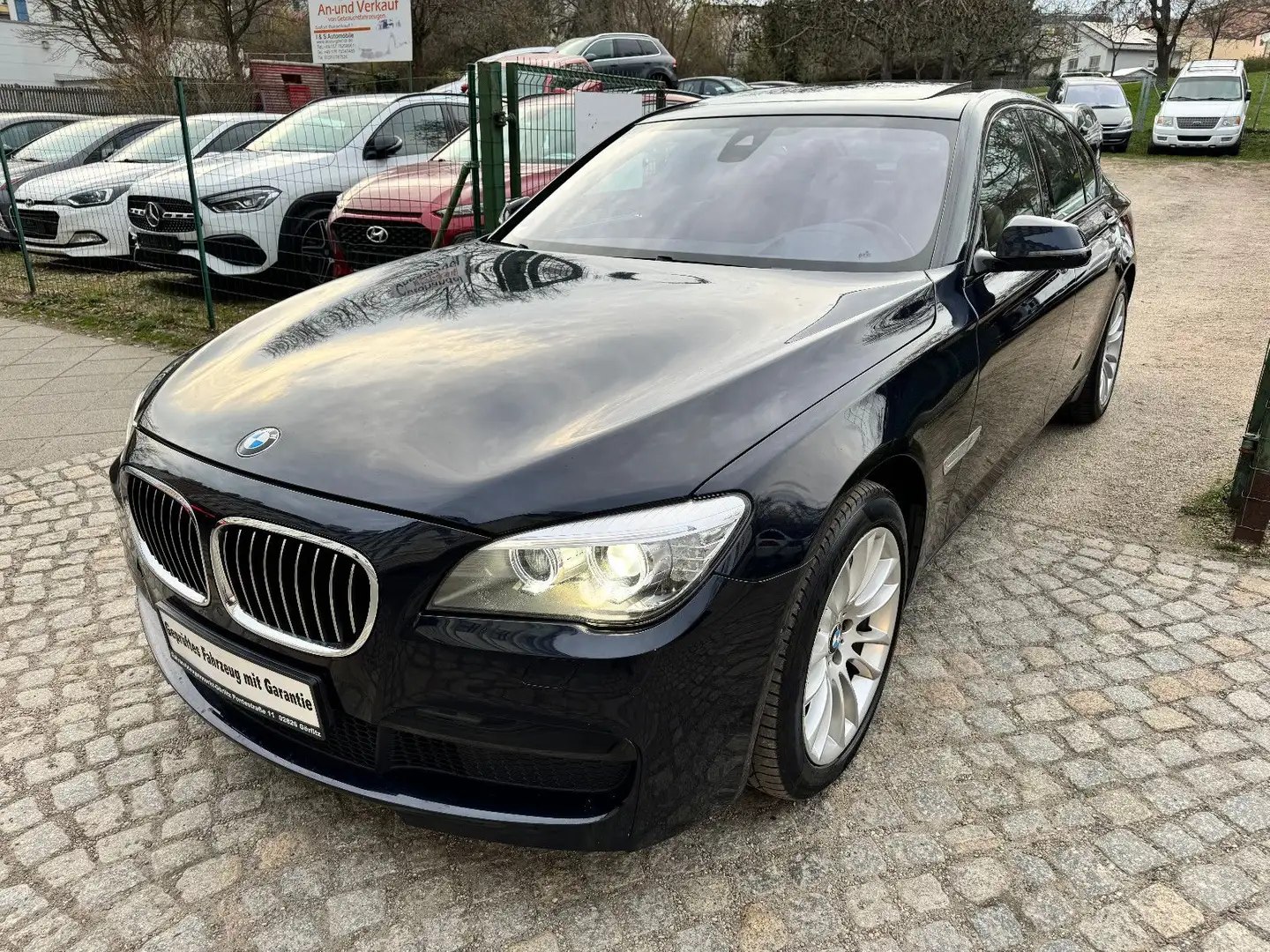 BMW 750 i xDrive M-Paket SoftClose Head-Up Kamera360° Чорний - 1
