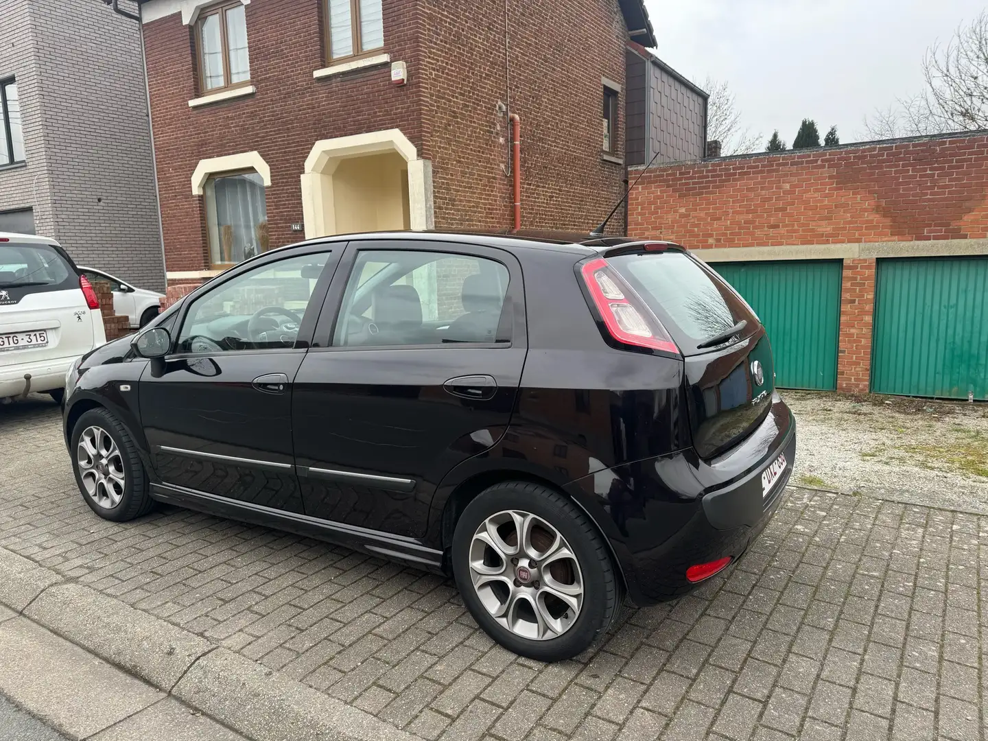 Fiat Punto Evo 1.3 MultiJet Dynamic Stop&Start DPF Noir - 2