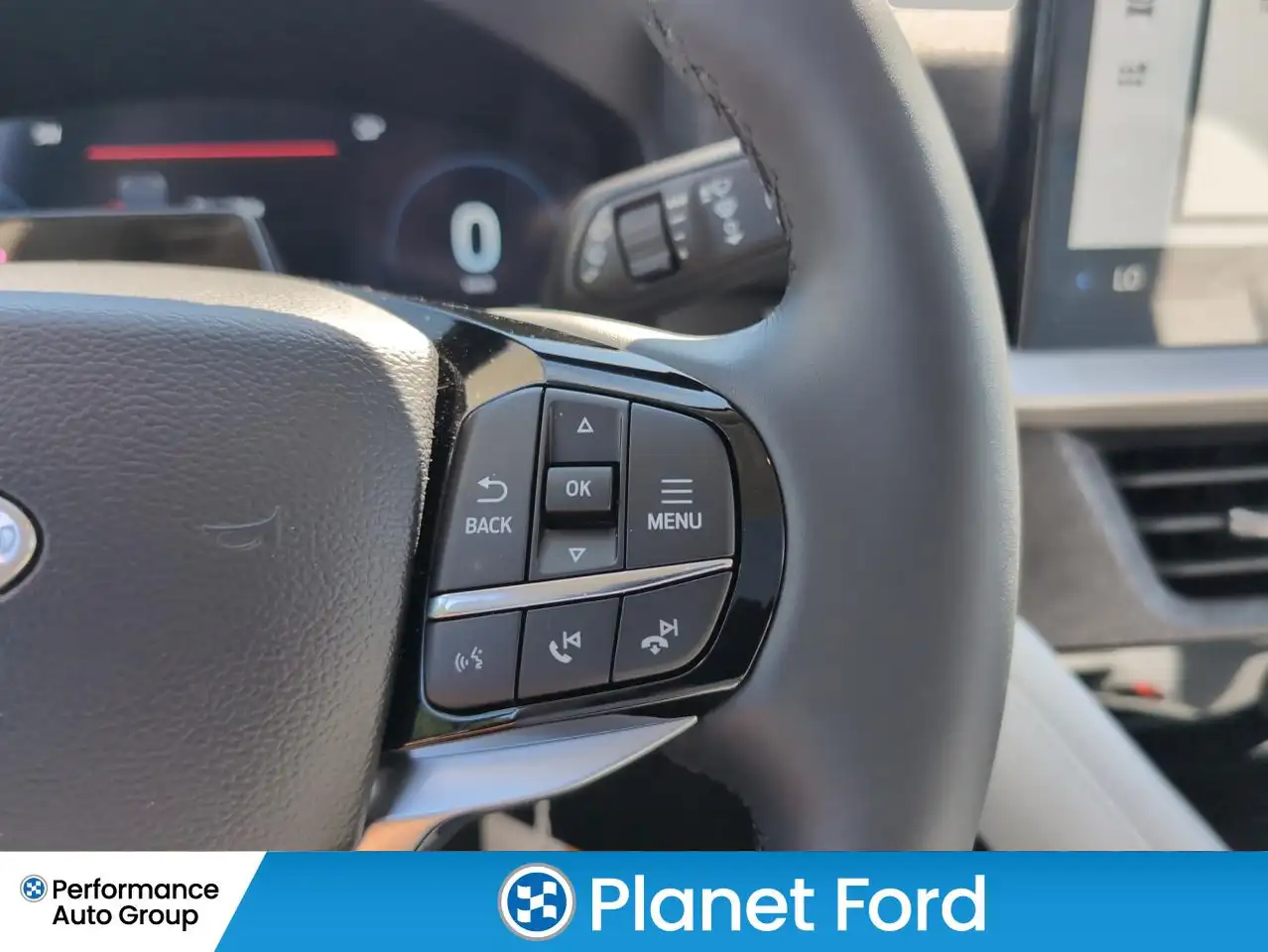 Ford Explorer photo Ford Explorer