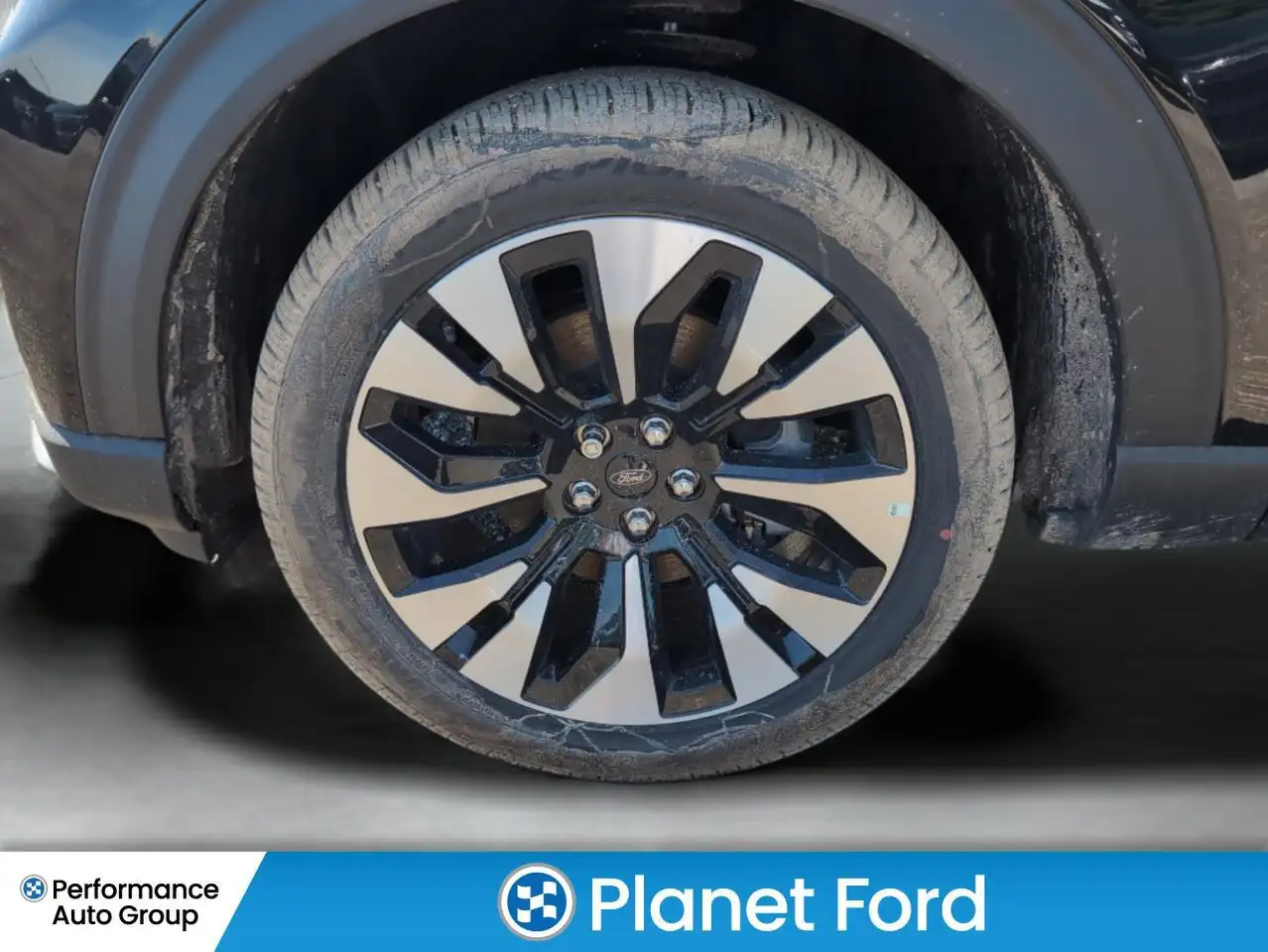 Ford Explorer photo Ford Explorer