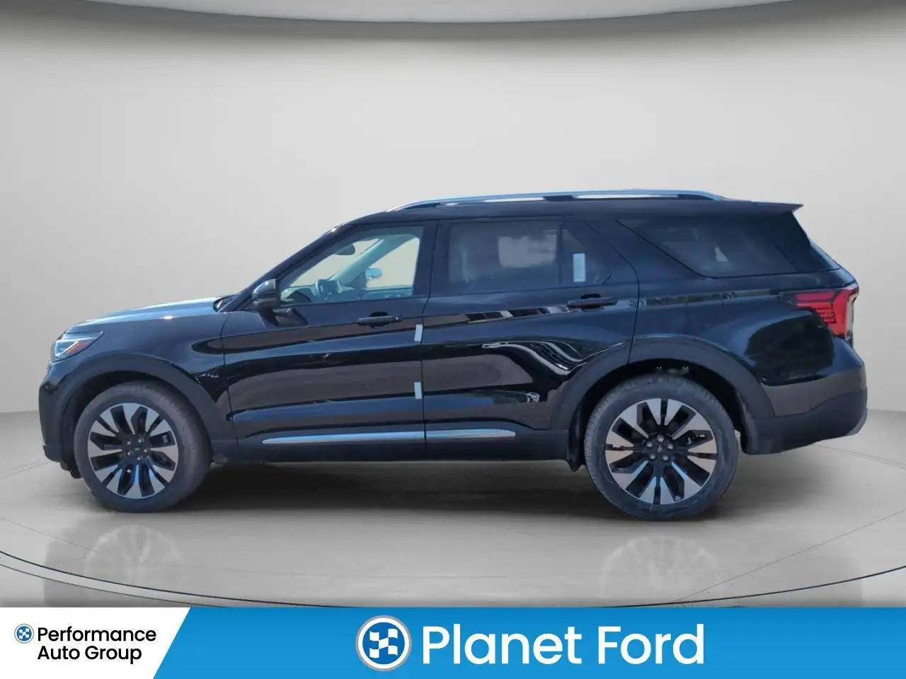 Ford Explorer photo Ford Explorer