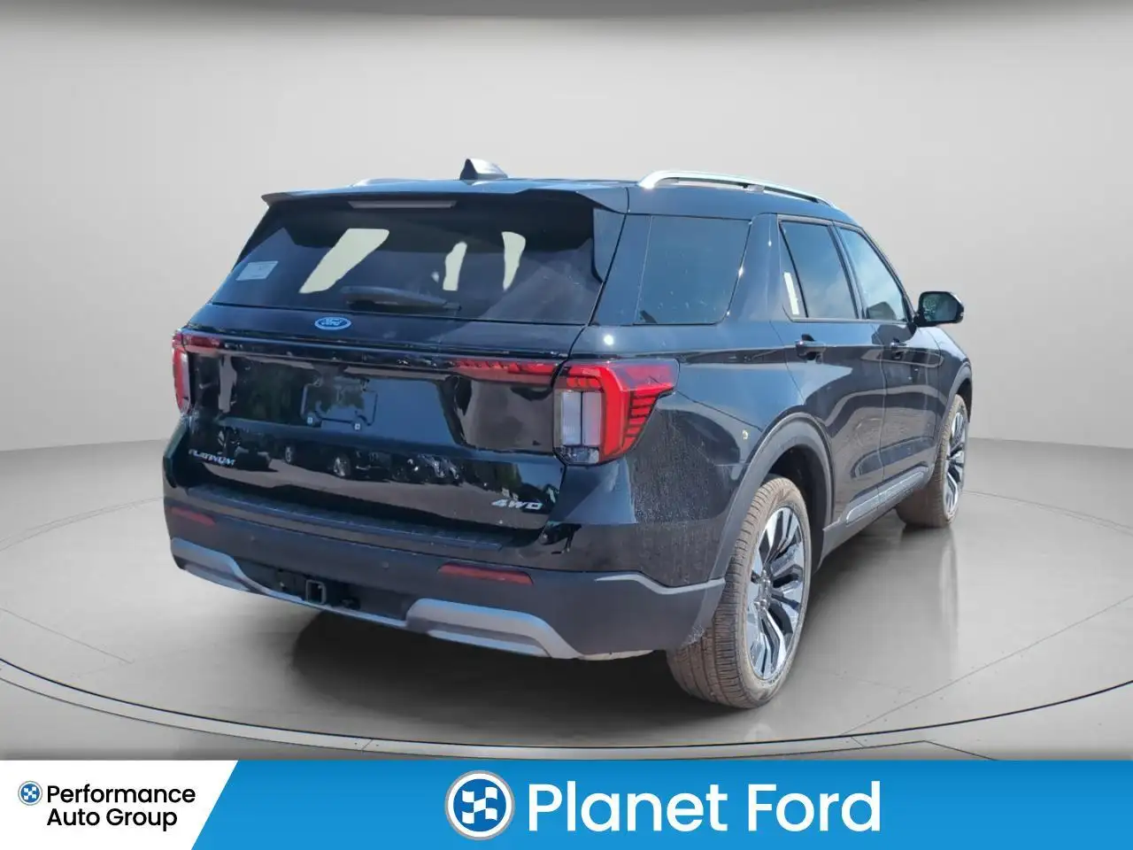 Ford Explorer photo Ford Explorer