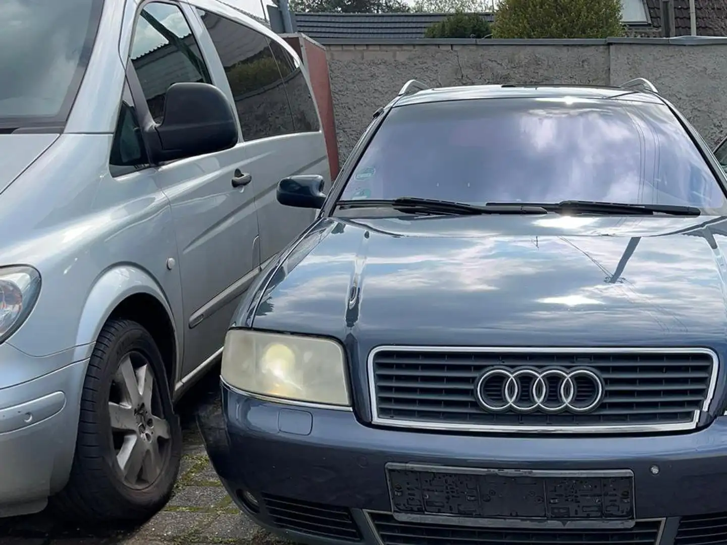Audi A6 Blau - 2