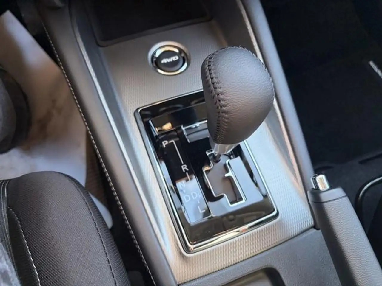 Mitsubishi RVR снимка Mitsubishi RVR