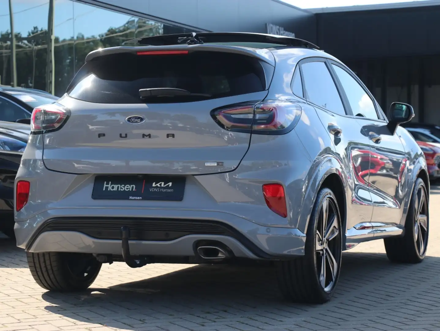 Ford Puma 1.0 EcoBoost Hybrid ST-Line X I Pano I Trekhaak I Grijs - 2