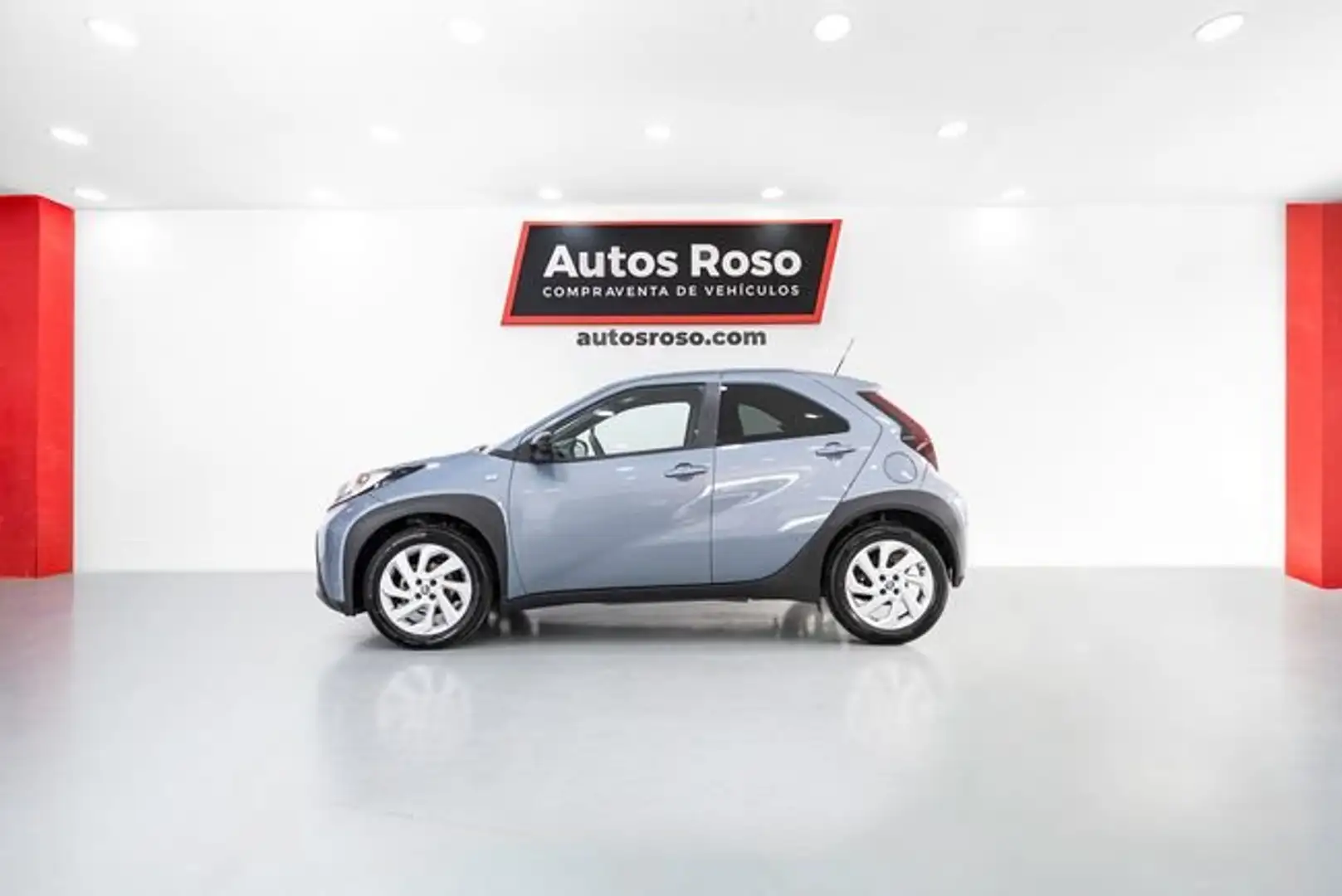 Toyota 1.0 VVT-I 72CV Play Azul - 2