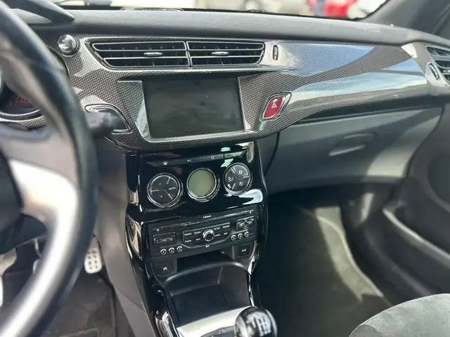 Citroen DS3 view 13