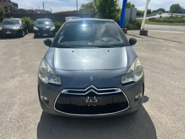 Citroen DS3 view 2