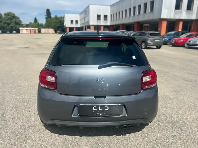 Citroen DS3 view 5