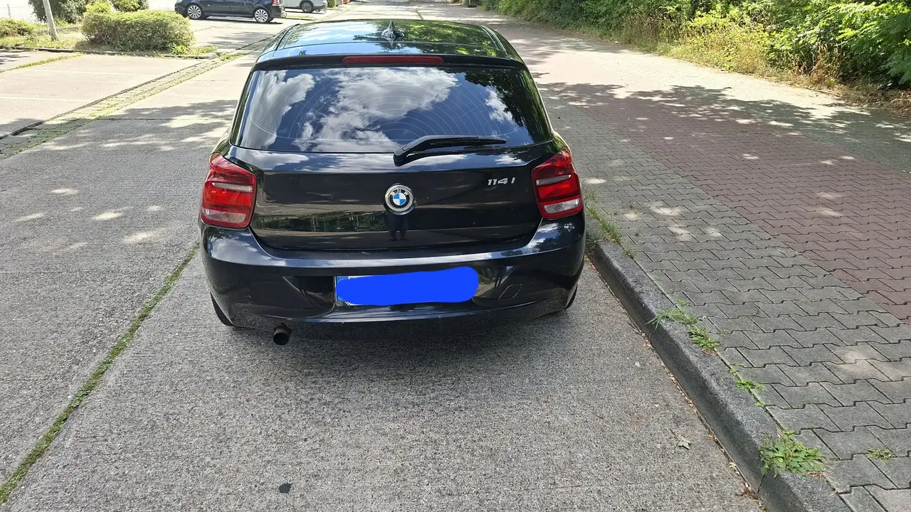 BMW 114