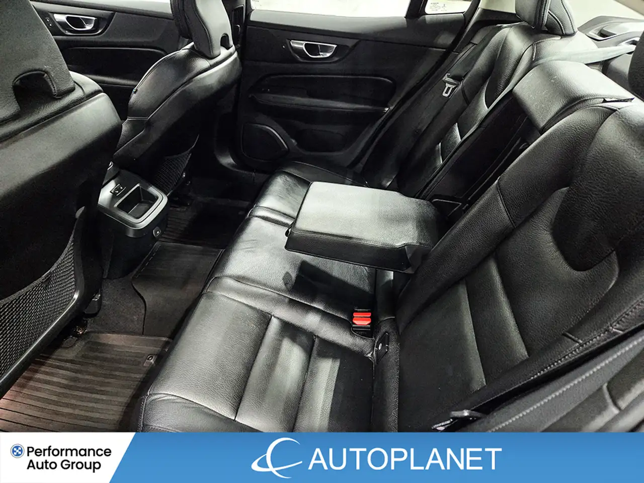 Volvo S60 снимка Volvo S60
