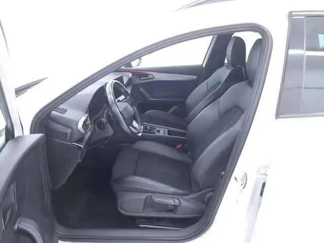 Cupra Formentor view 10