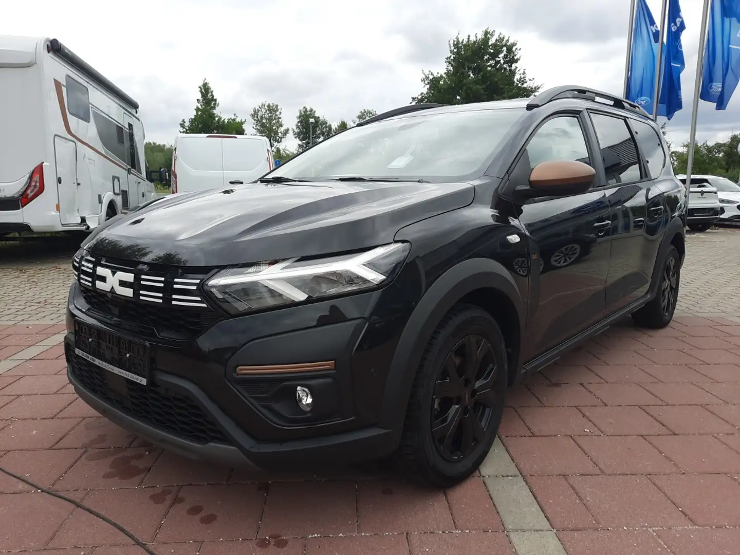 Dacia Jogger 1.0 TCe 110 7-Sitzer Extreme+ Weiß - 2