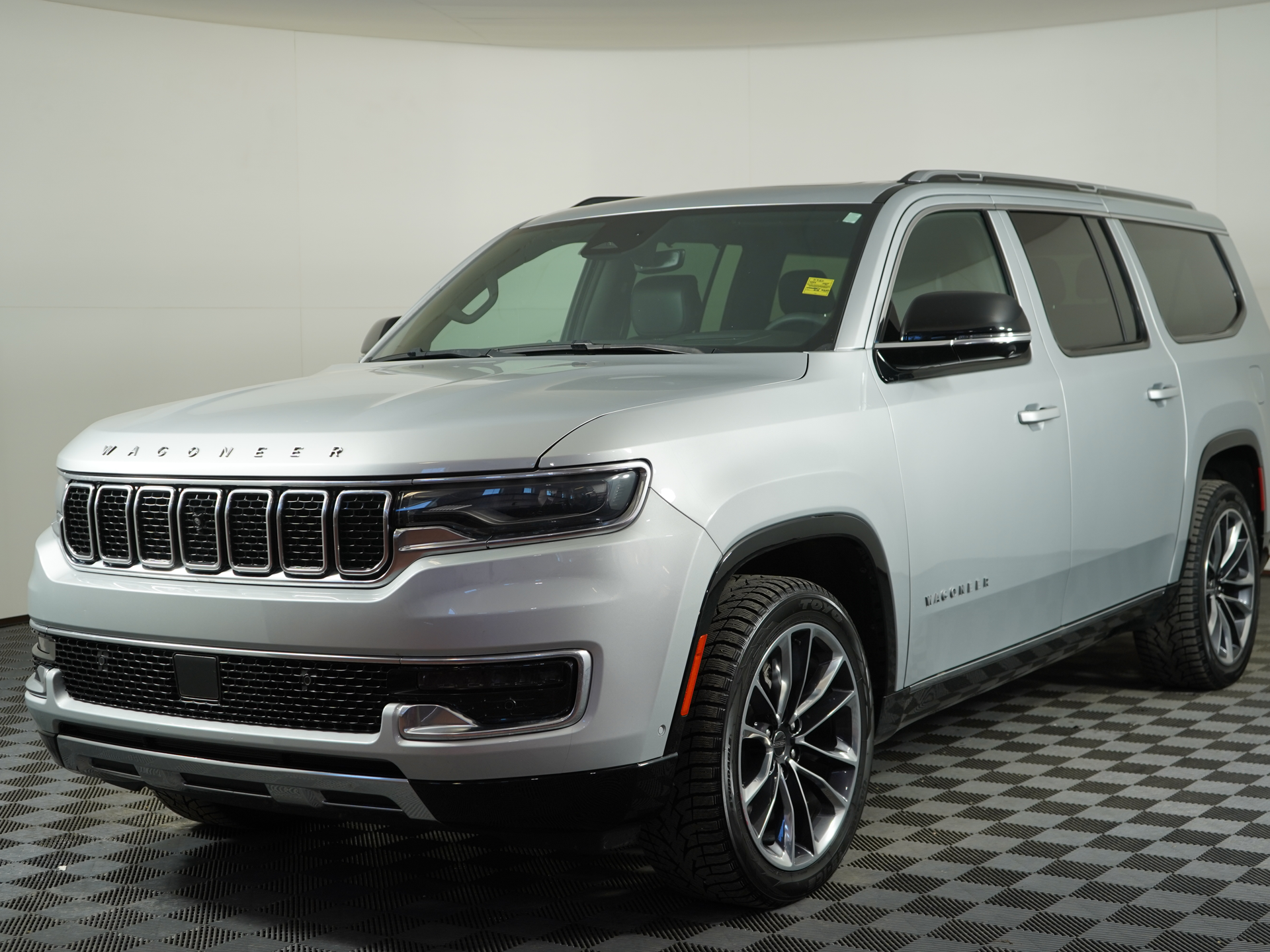 2023 Jeep Wagoneer L
