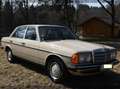 Mercedes-Benz E 230 230 E W123 Beige - thumbnail 1