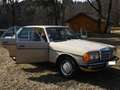 Mercedes-Benz E 230 230 E W123 Beige - thumbnail 13