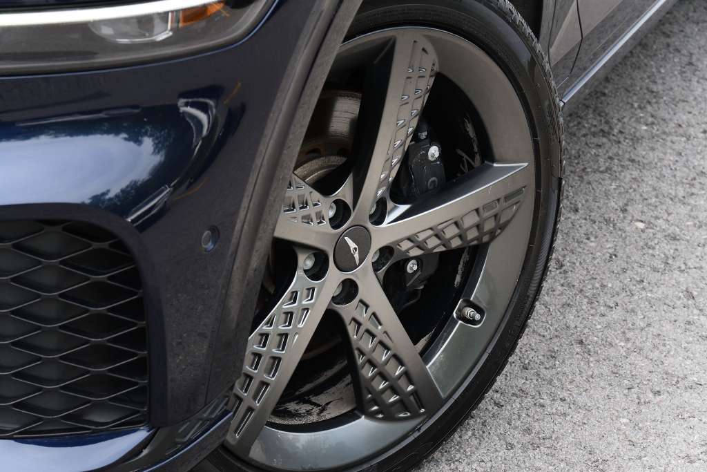2023 Genesis GV70