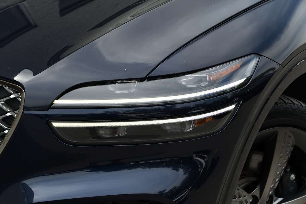 2023 Genesis GV70
