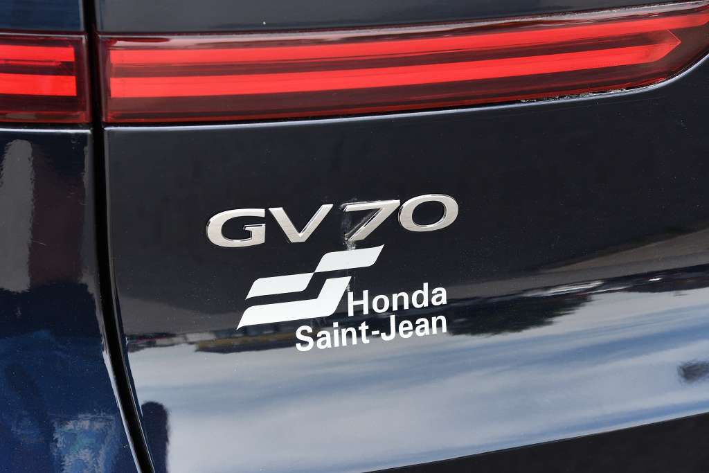 2023 Genesis GV70