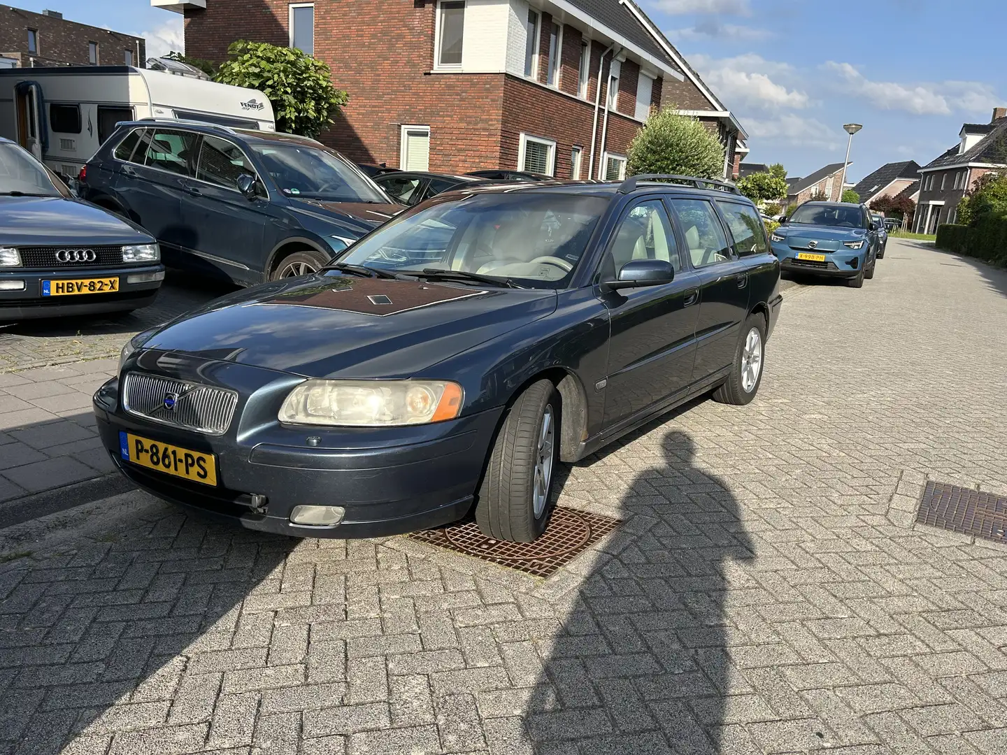 Volvo V70 2.5T Momentum Modrá - 1