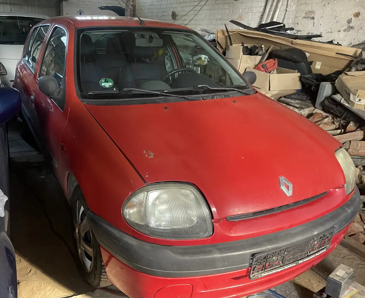Renault Clio 1.2 ECON, foto 1
