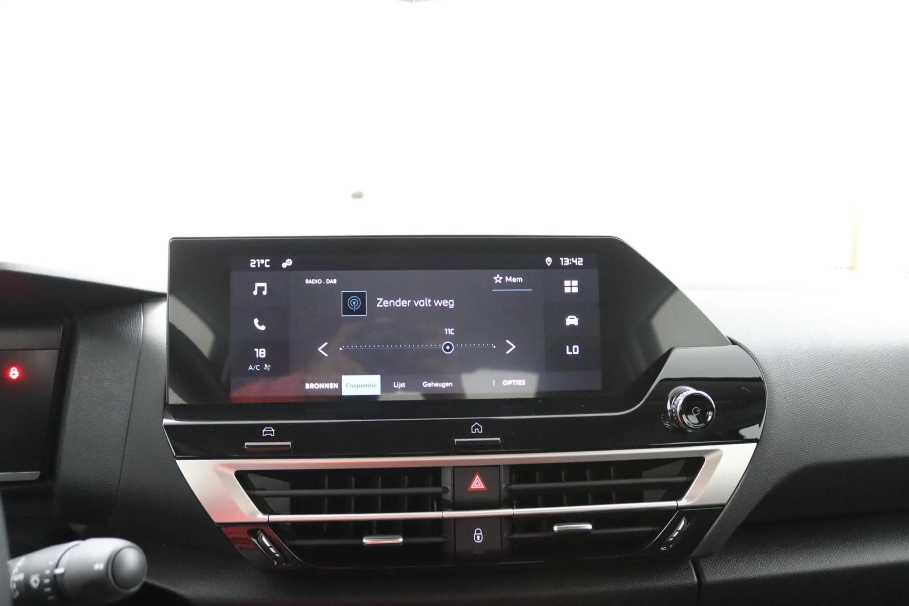 Citroen E-C4 Electric You 50 kWh — photo 6