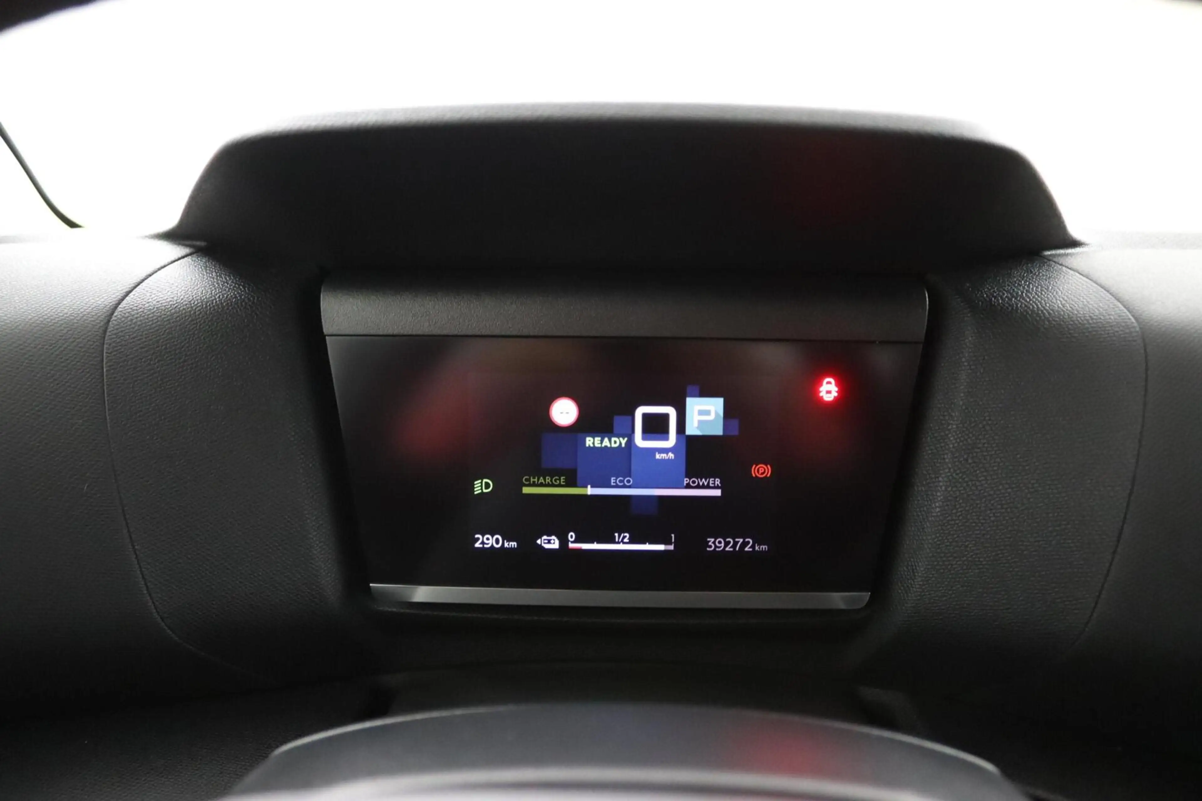 Citroen E-C4 Electric You 50 kWh — photo 8