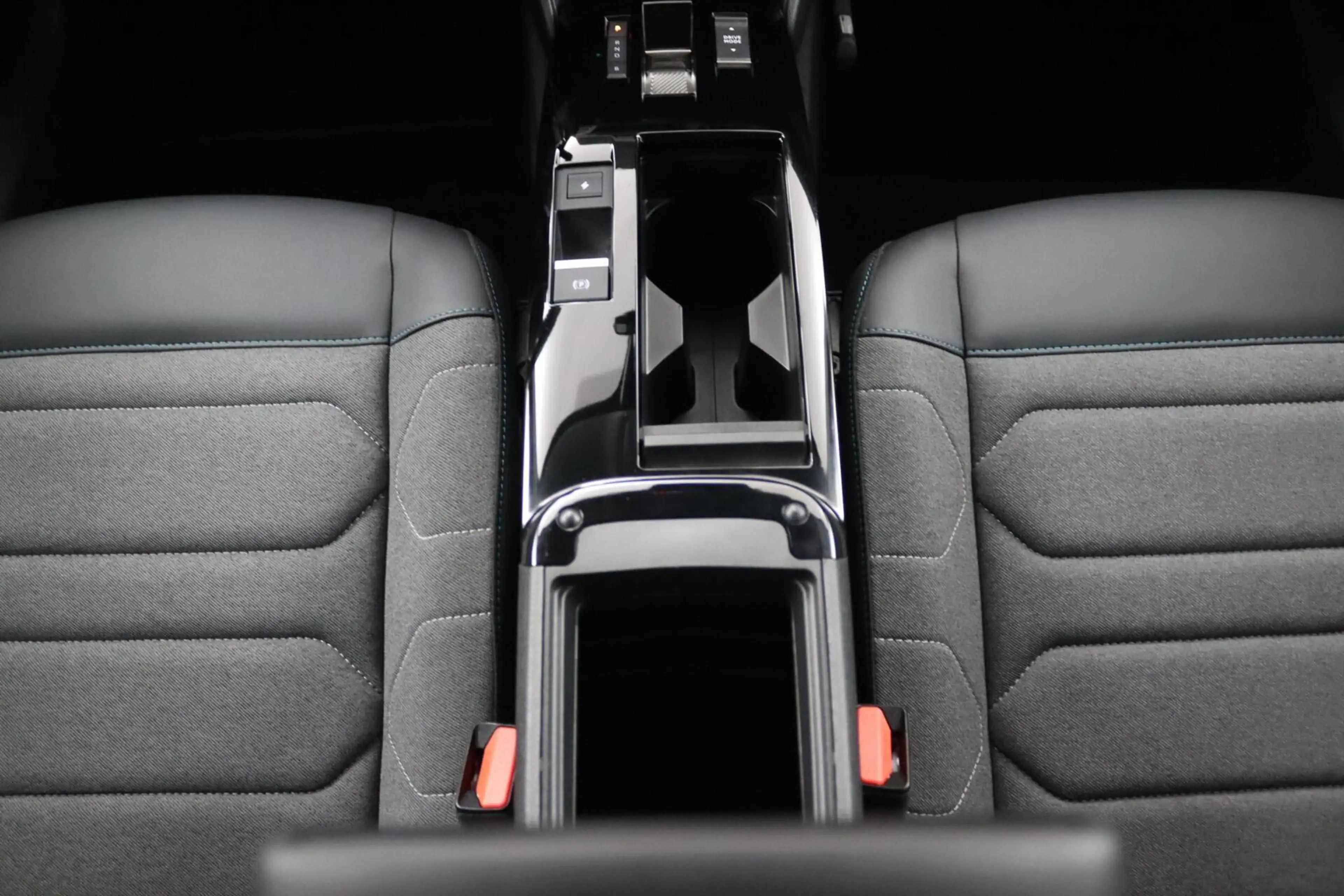 Citroen E-C4 Electric You 50 kWh — photo 15