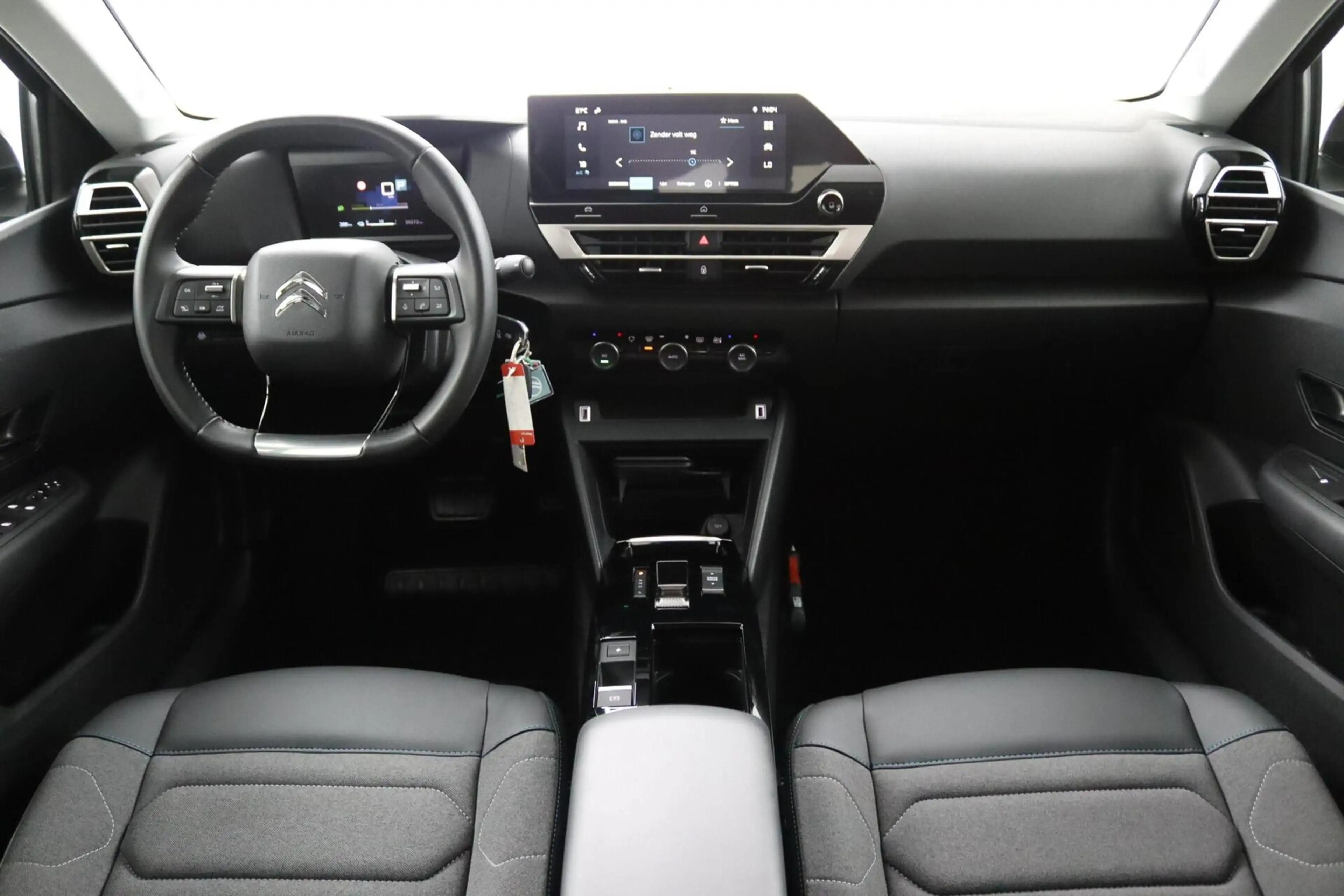 Citroen E-C4 Electric You 50 kWh — photo 3