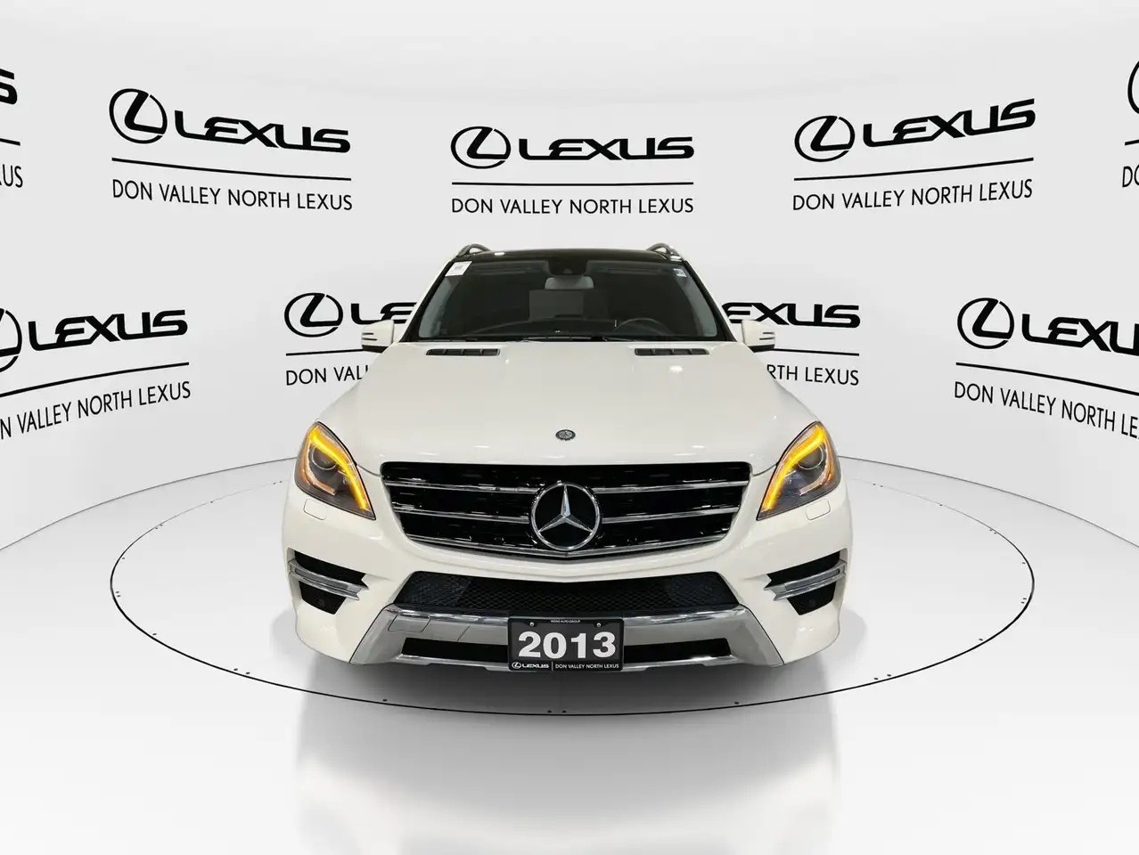 Mercedes-Benz M-Class photo Mercedes-Benz M-Class