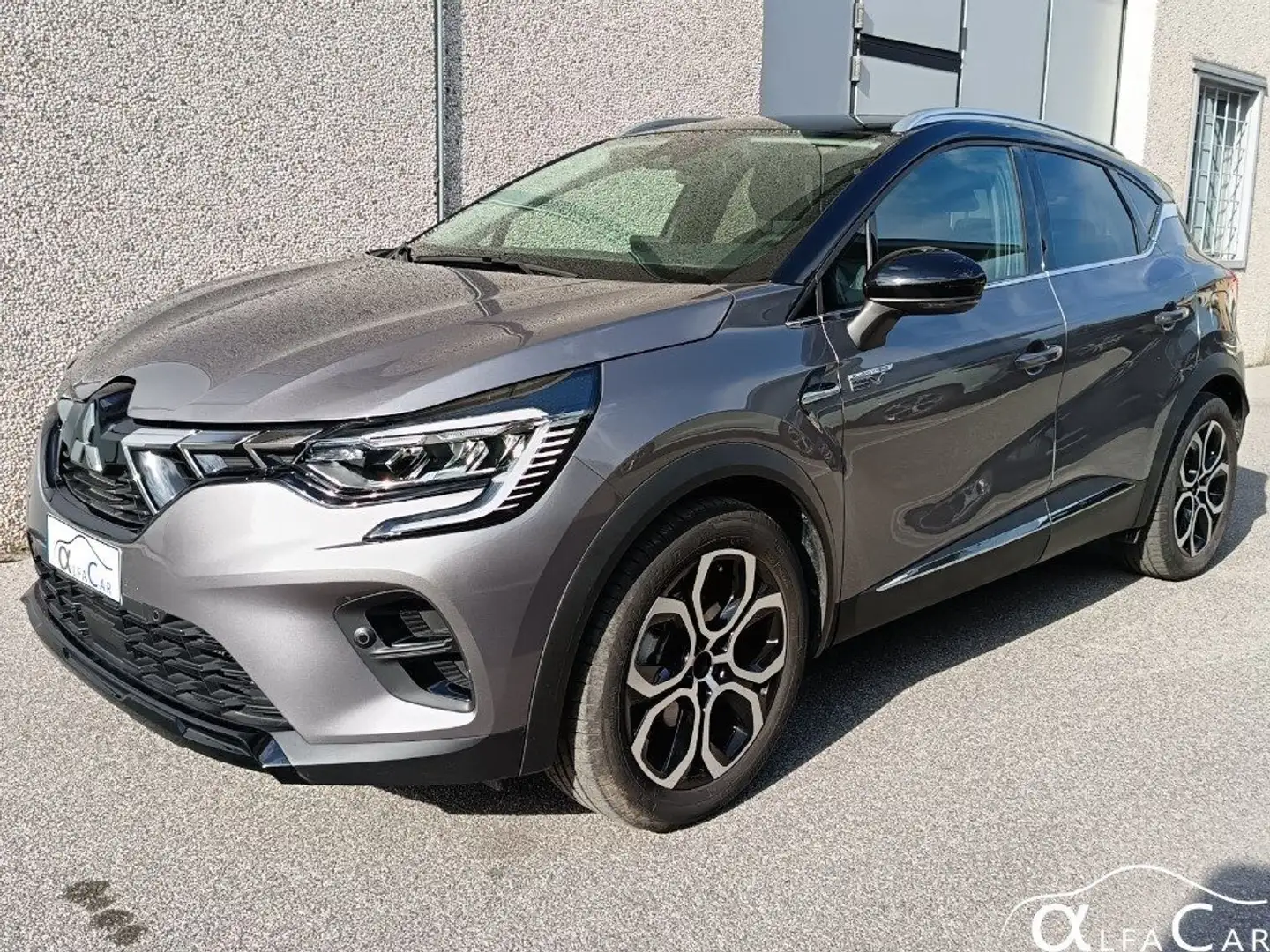 Renault Captur MITSUBISHI ASX 1.6L Plug In 159 CV AT Intense Gris - 1