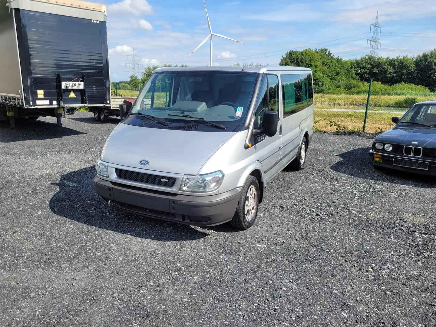 Ford Transit TDCi Euroline Silber - 1