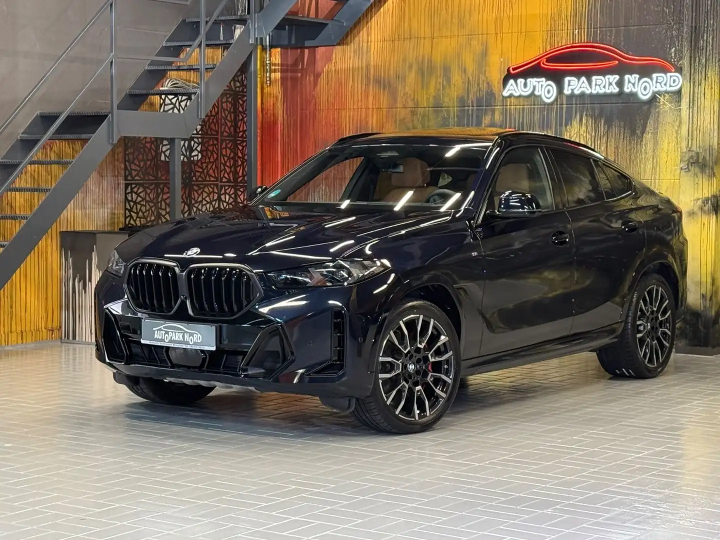 BMW X6 40i xD M Sport Pro~PANO SKY~H&K~360~HUD~21 Schwarz - 1