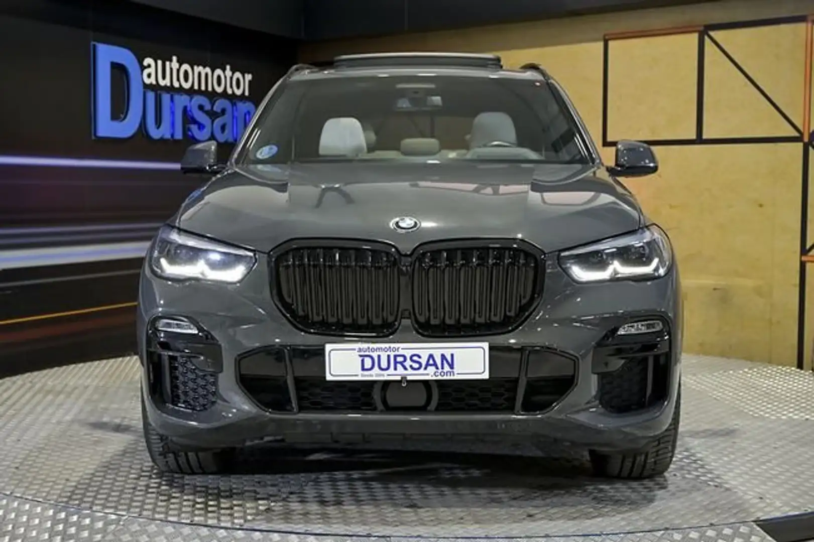 BMW X5 xDrive40d Gris - 2