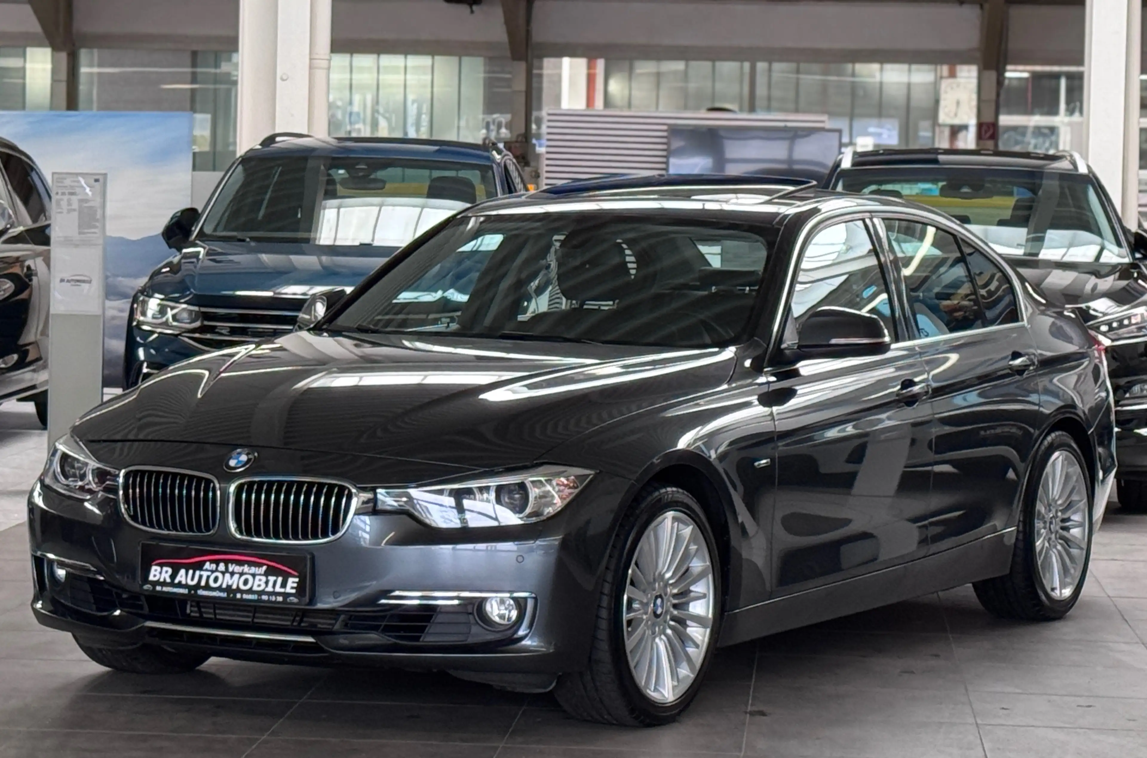 BMW 328 328 i xDrive*Bi-Xenon*Schiebedach*Navi*Leder*AHK — photo 4
