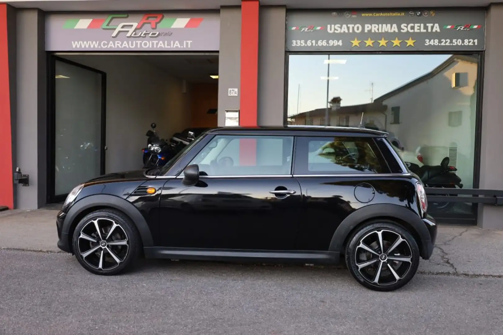 MINI One 1.6 16V One (55kW) 17" Ideale per NEOPATENTATI Schwarz - 2