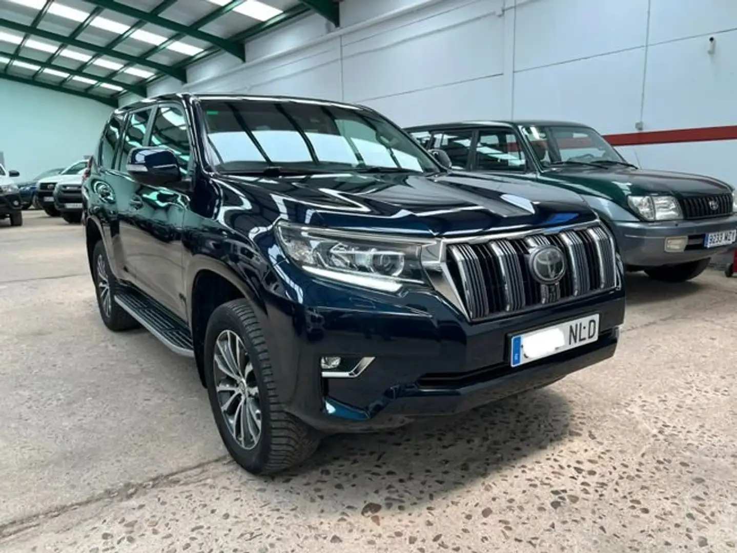 Toyota Land Cruiser 5p 180D Limited Auto Azul - 1