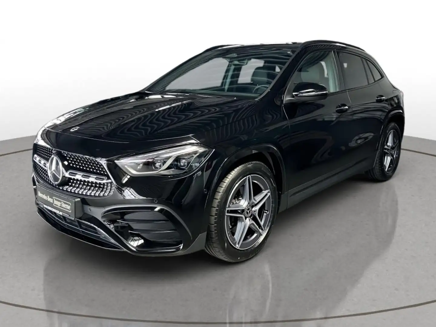 Mercedes-Benz GLA 200 AMG-Line+Night+AHK+KEYLESS+MULTIBEAM+Kam Schwarz - 2