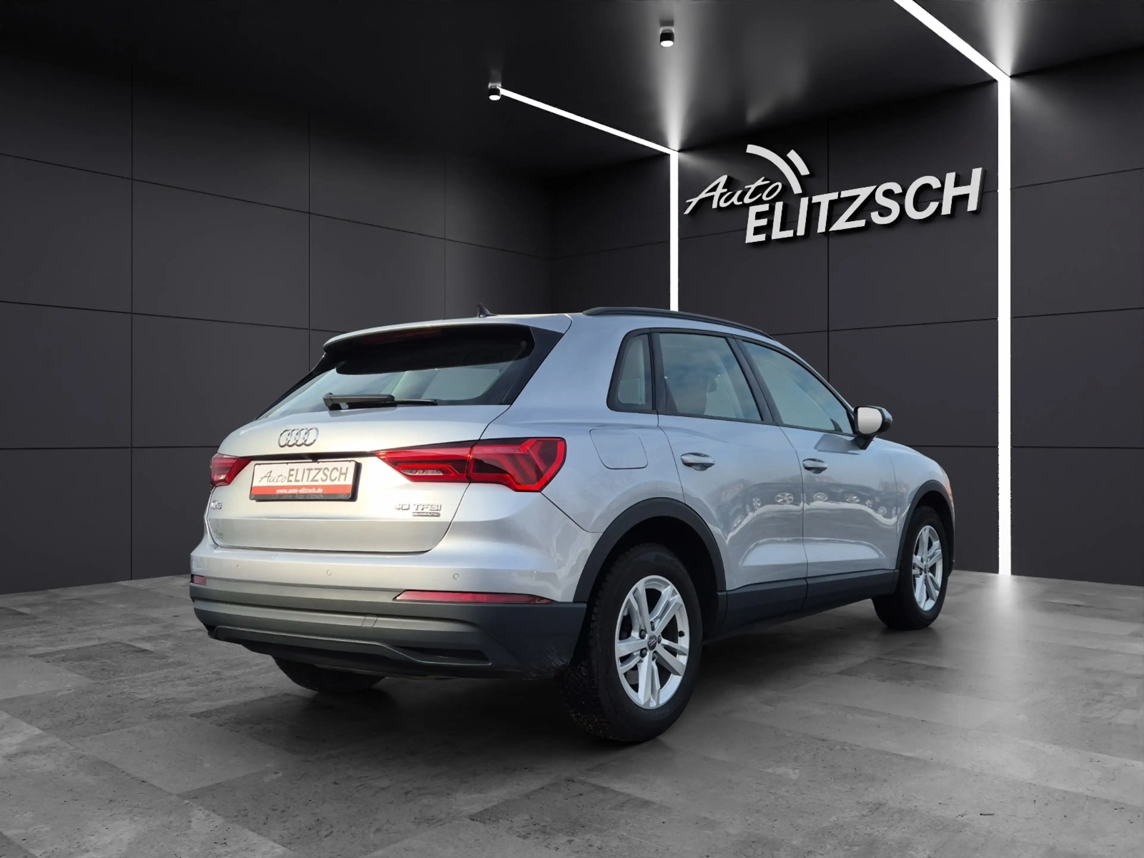 Audi Q3 40 TFSI quattro S-tronic Matrix Navi STHZ ACC SHZ — photo 5
