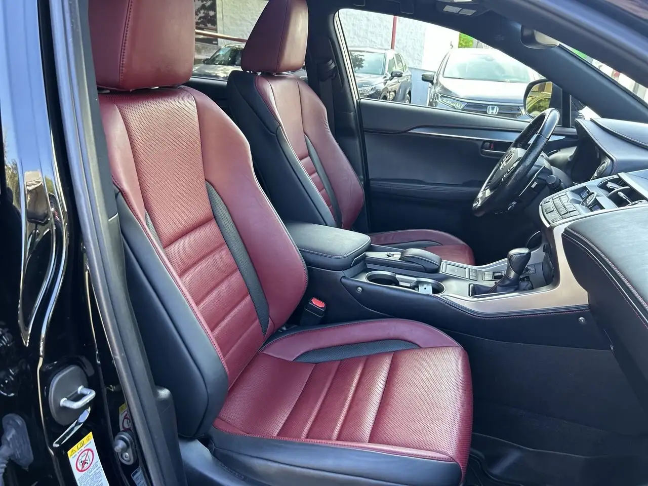 Lexus NX снимка Lexus NX