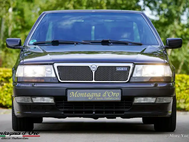 Lancia Thema 2.0 LX Turbo 16V