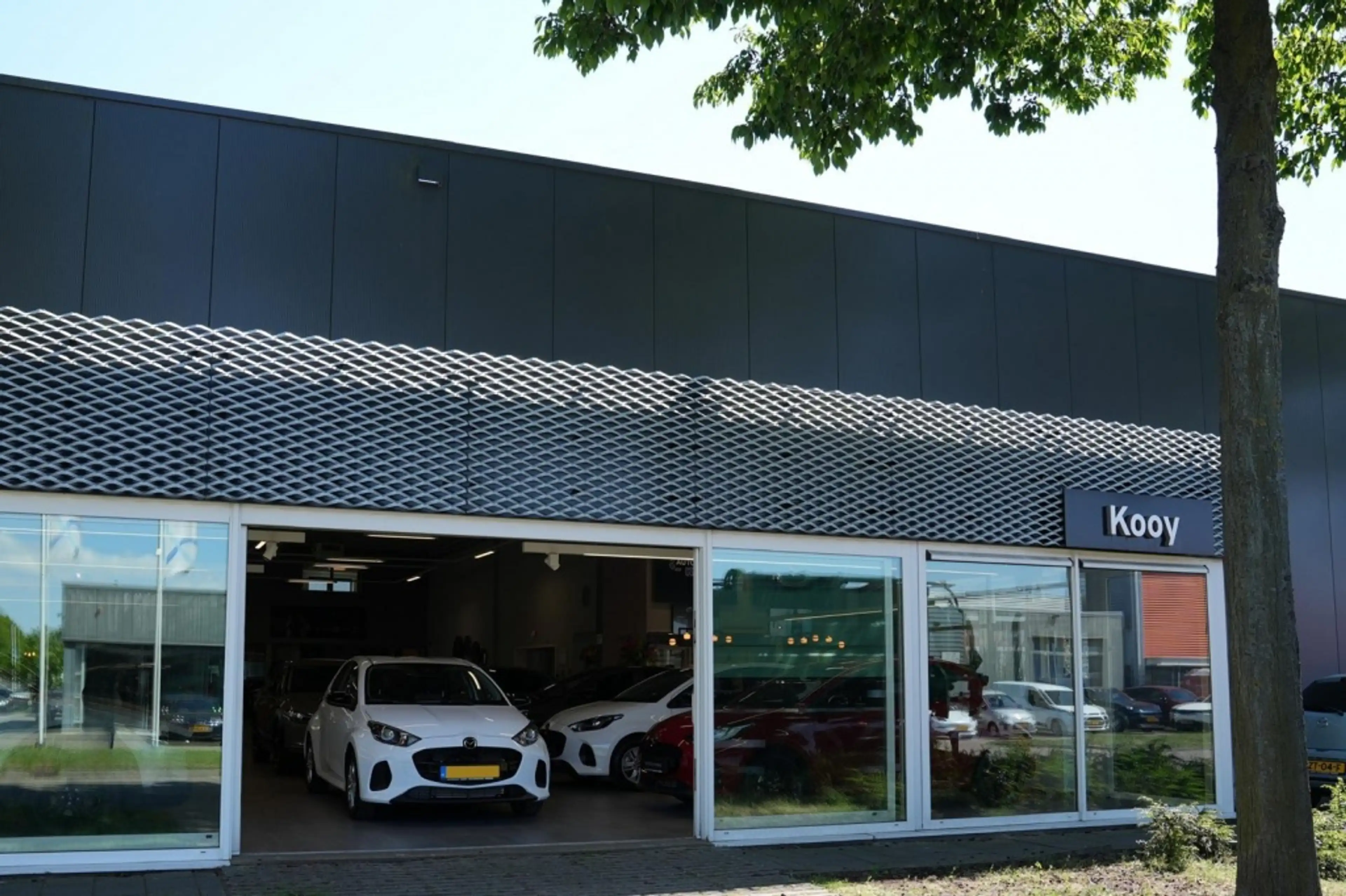 Mazda CX-5 2.0 SkyActiv-G 165 Business Luxury / Trekhaak / 36 — photo 5