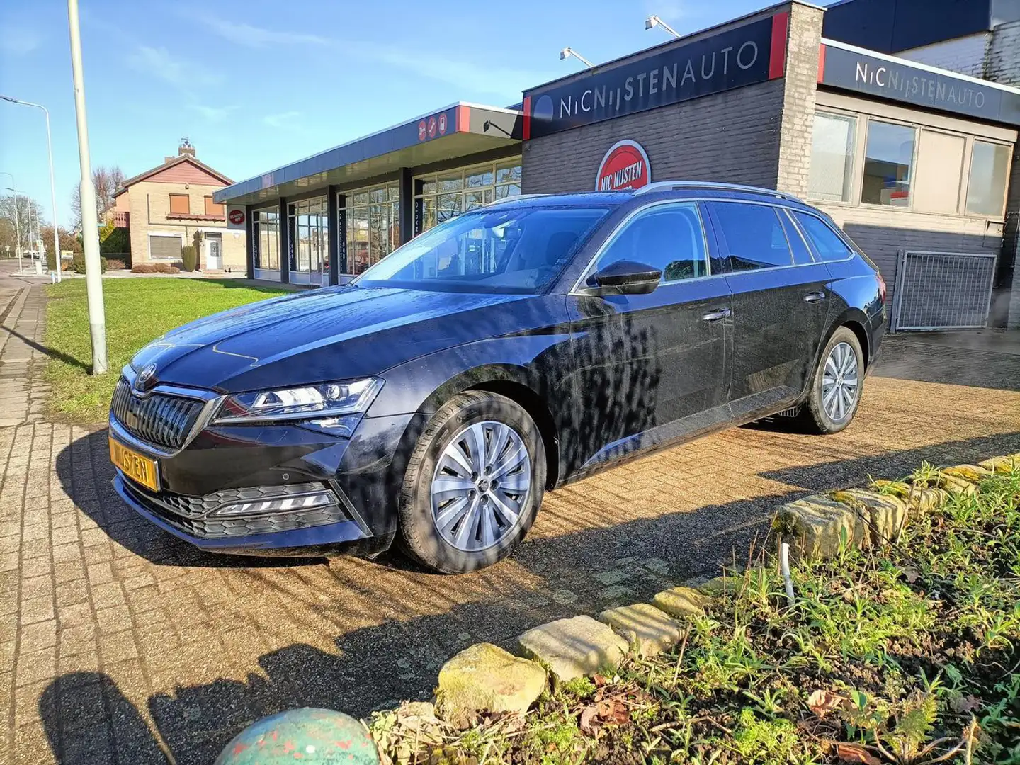Skoda Superb Combi 1.4 TSi PHEV, Navi,ACC,Tiptr,Trekhaak Noir - 1