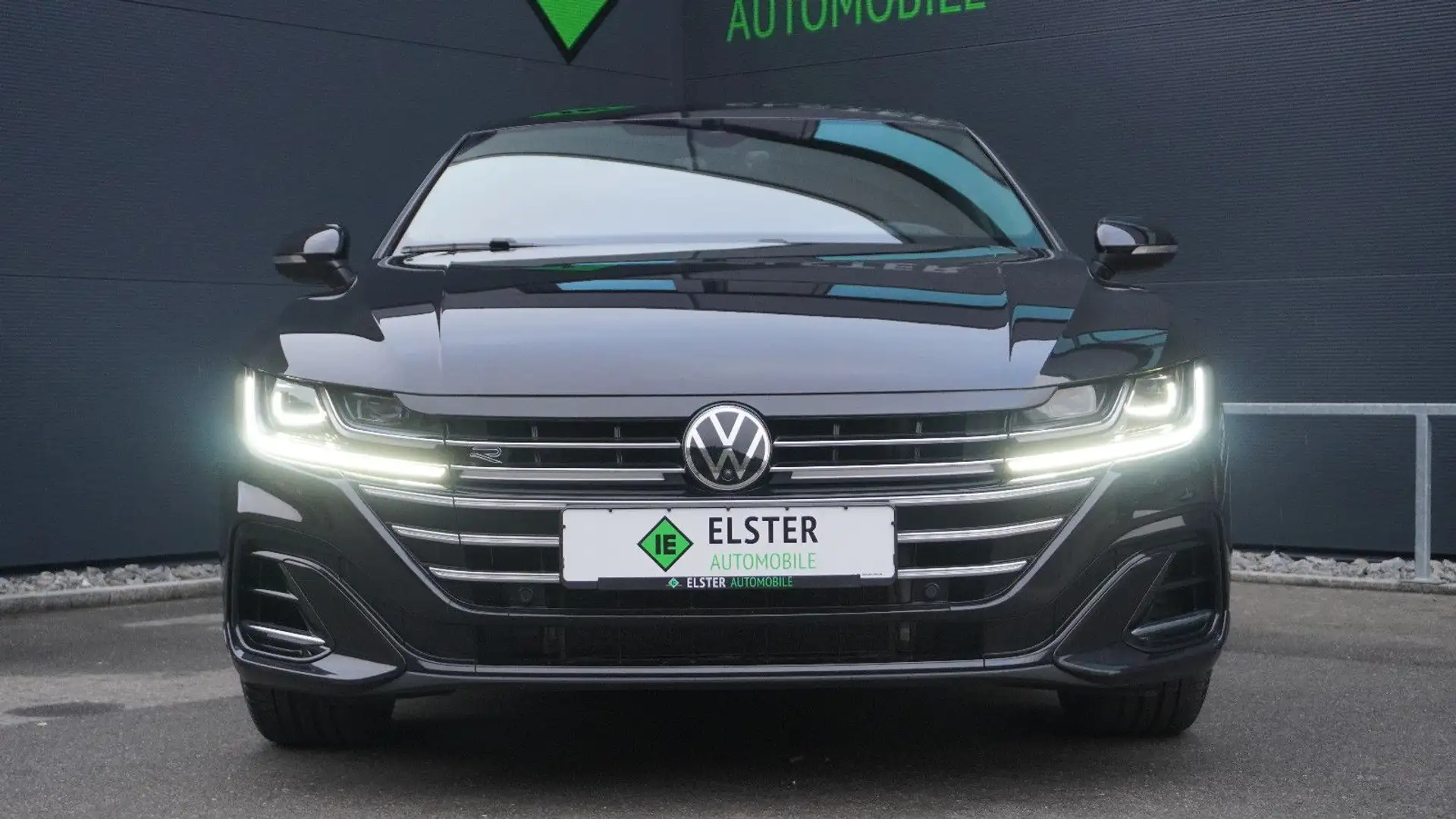 Volkswagen Arteon Shooting Brake R-Line 4Mo.Standh.AHK.360° Zwart - 2