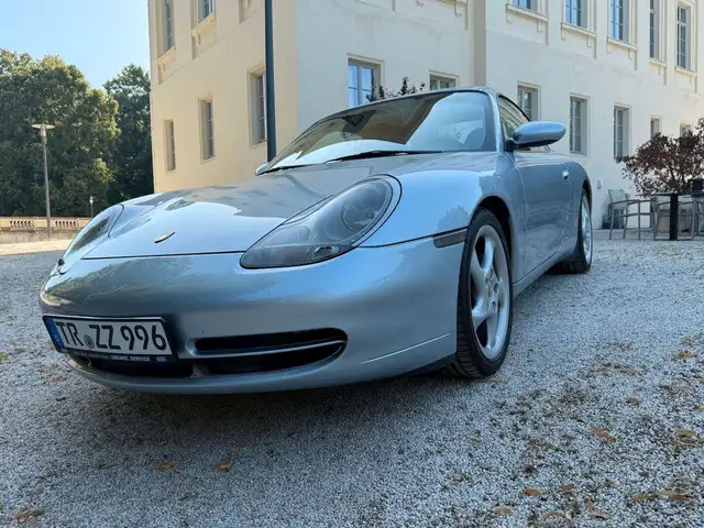 Porsche 996 911 C4*ALLRAD*VOLL*TOP*SAMMLER-ZUST.*8.000-Invest