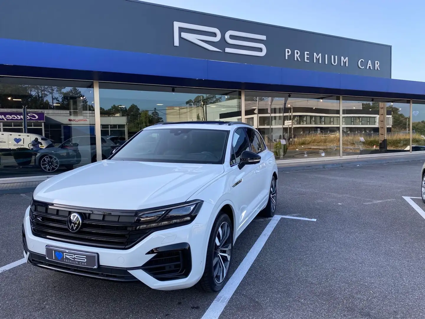 Volkswagen Touareg R eHybrid 4Motion Blanc - 1